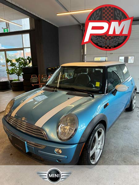   2004 Mini Cooper 5-Speed Manual 